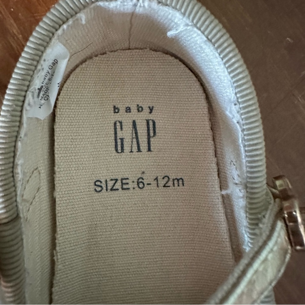 GAP Gold Baby Mary Jane’s, Size 6-12m - Picture 7 of 7